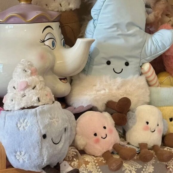 Jellycat Amuseables Mitten Winter Christmas 2025 Limited Edition Exclusive NWT - Picture 8 of 9